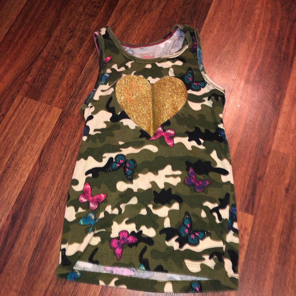 faded glory tank girls with gold heart on front